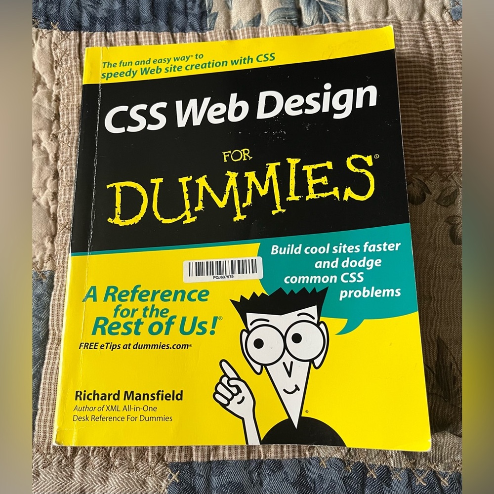 Web Design for Dummies Softcover Book Used once Like New.